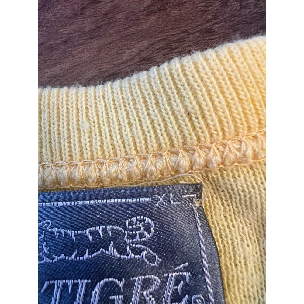 Vintage Le Tigre Sweater Vest XL Yellow V Neck Tiger Logo Made in USA Golf